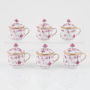 Crèmekoppar med lock, 6 st, porslin, Royal Copenhagen, Danmark, omring år 1900.