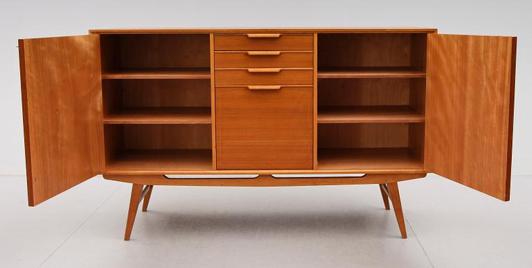 SIDEBOARD, 1900-talets andra hälft.