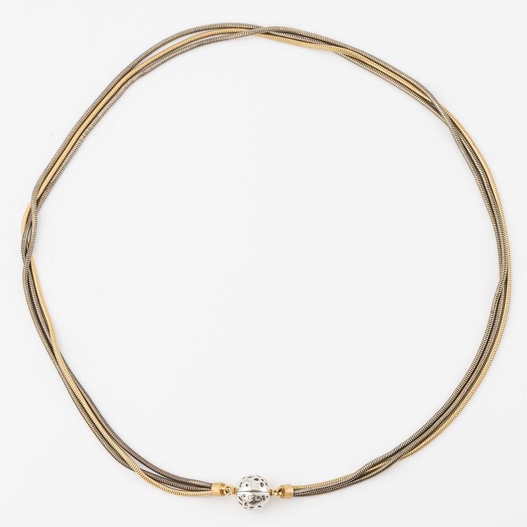 Ole Lynggaard, Charlotte Lynggaard, necklace 14K gold and silver with clasp in 18K white gold.