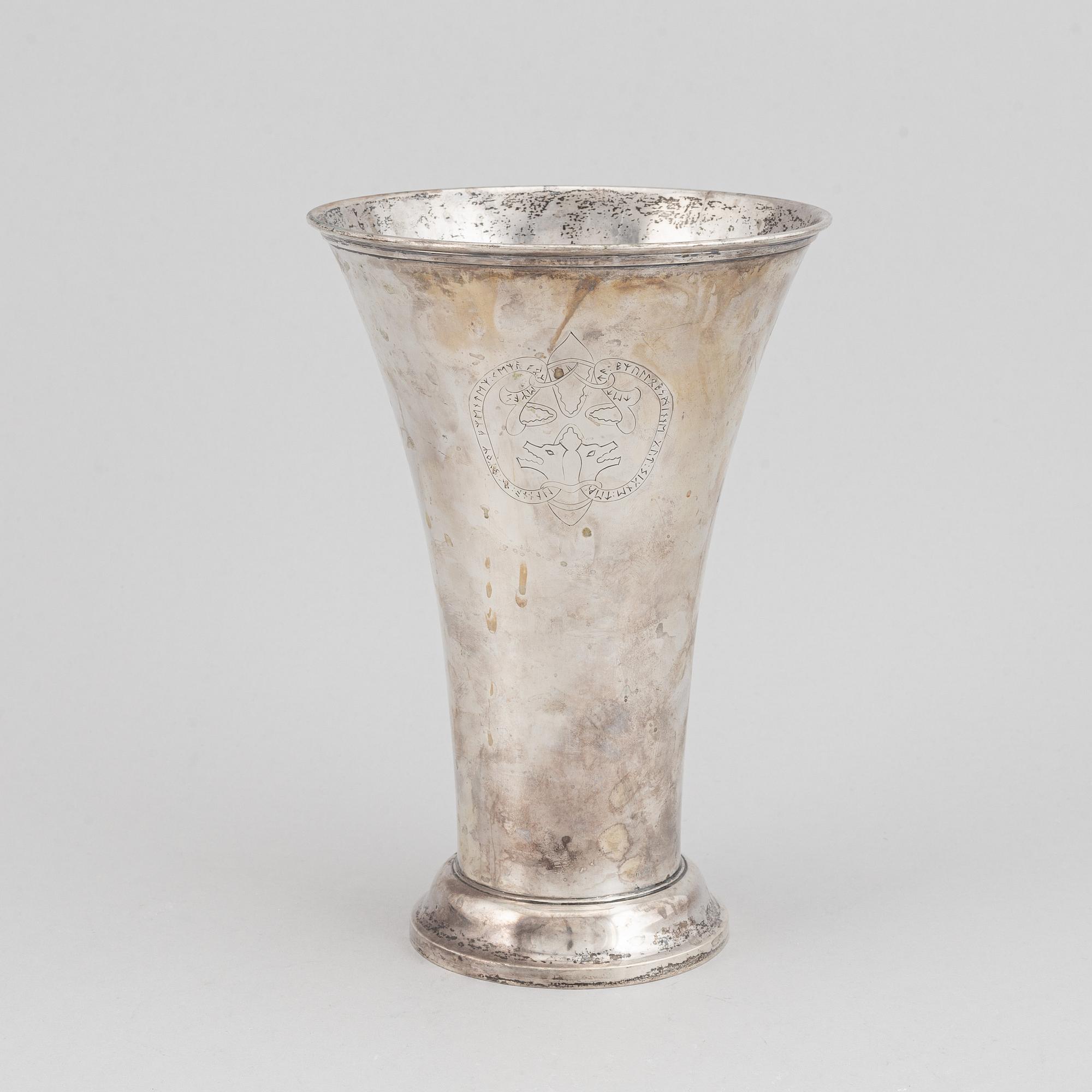 A swedish silver beaker, mark of GAB, Stockholm 1919.