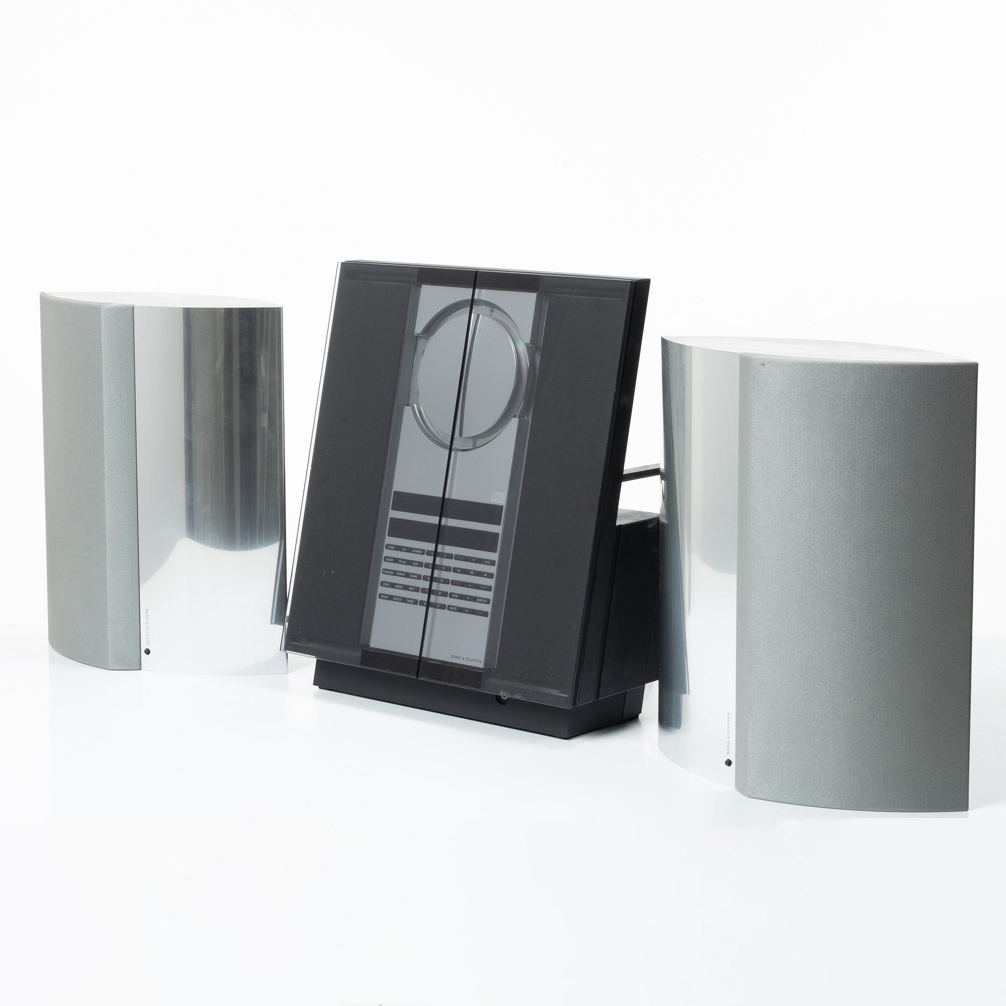 Bang & Olufsen, stereo system, “BeoSound 3200”, and a pair of speakers, “Beolab 4000”, early 2000s.