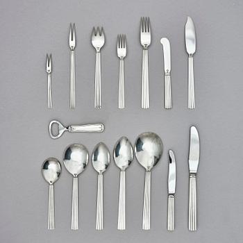 Georg Jensen, bestickservis, sterling silver, modell "Bernadotte", 112+1 delar, design Sigvard Bernadotte, Köpenhamn 1933-1944.