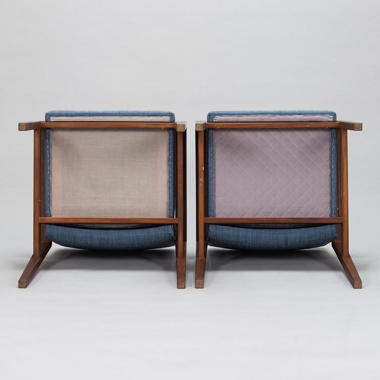 Carl Gustaf Hiort af Ornäs, a pair 1968 open armchairs, Hiort Tuote Puunveisto Oy - Träsnideri Ab, Finland.