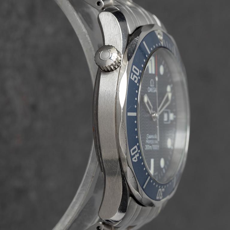 Omega, Seamaster, Professional, Diver 300M, "James Bond GoldenEye", ca 2004.