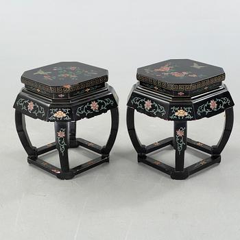 A pair of late 20th century Chinese side- / lamp tables.