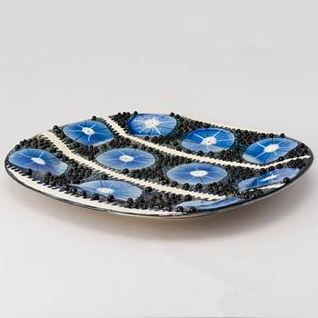 BIRGER KAIPIAINEN, vati, kivitavaraa, signeerattu Kaipiainen Arabia.