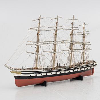 20th Century ship model of the 19th Century four-masted sailing vessel Lancing.
