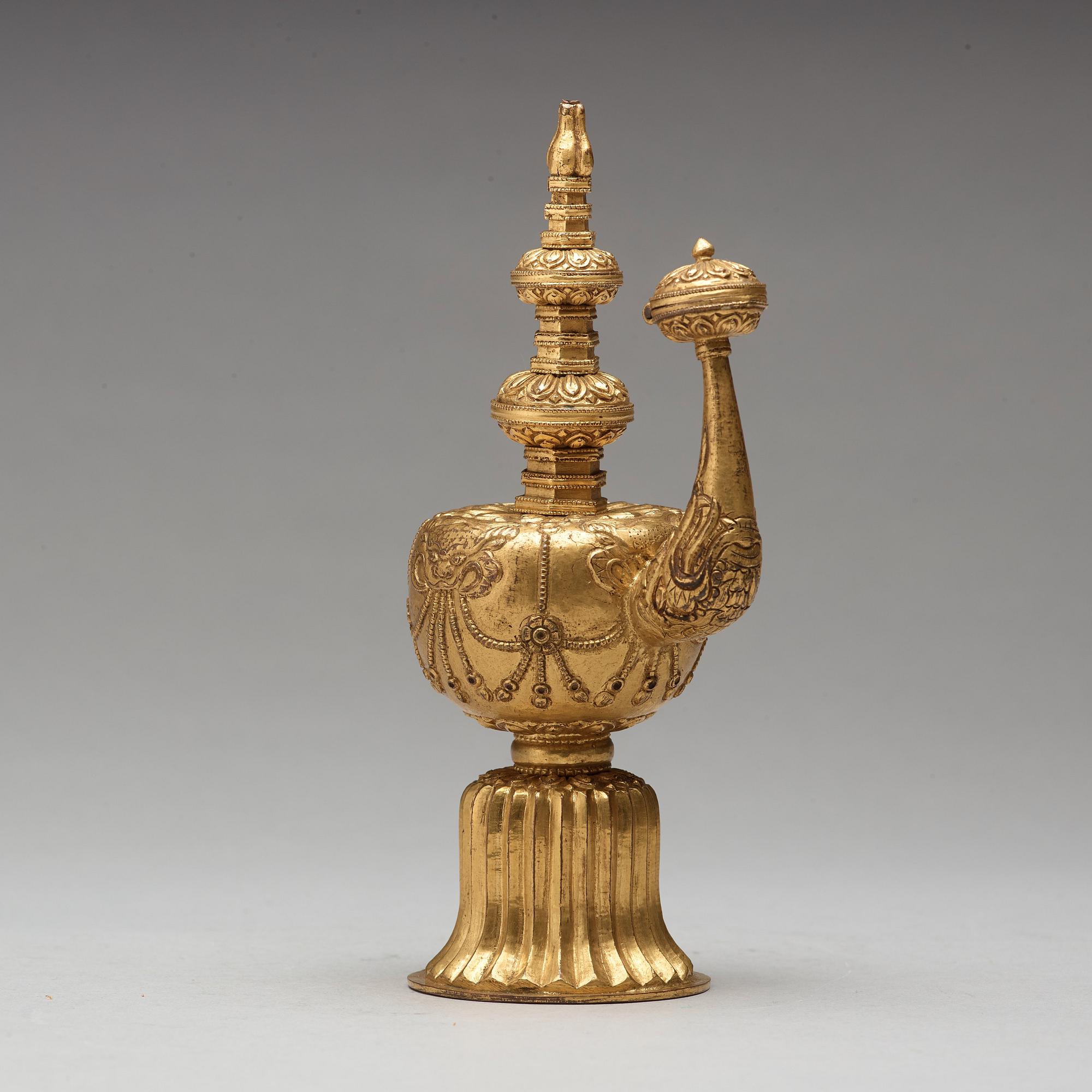 BUMPA, förgylld koppar. Tibet, 1800-tal.