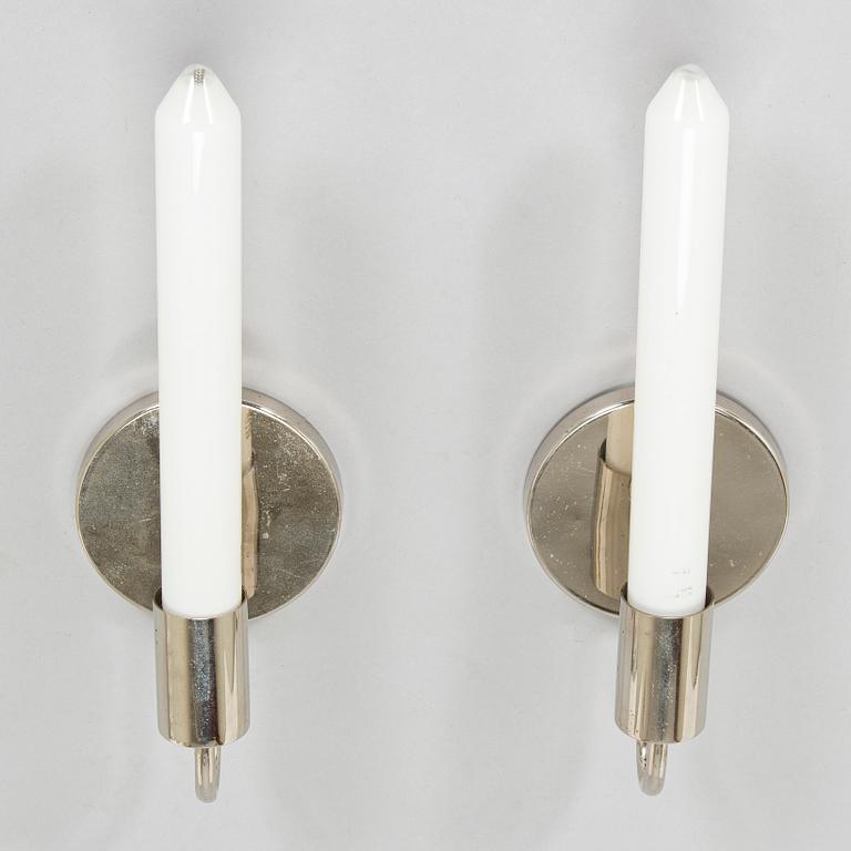 Paavo Tynell, a pair of 1930s '7209' wall lights for Taito.