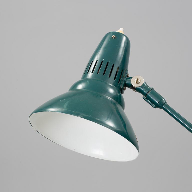 INDUSTRILAMPA, 1900-talets mitt.