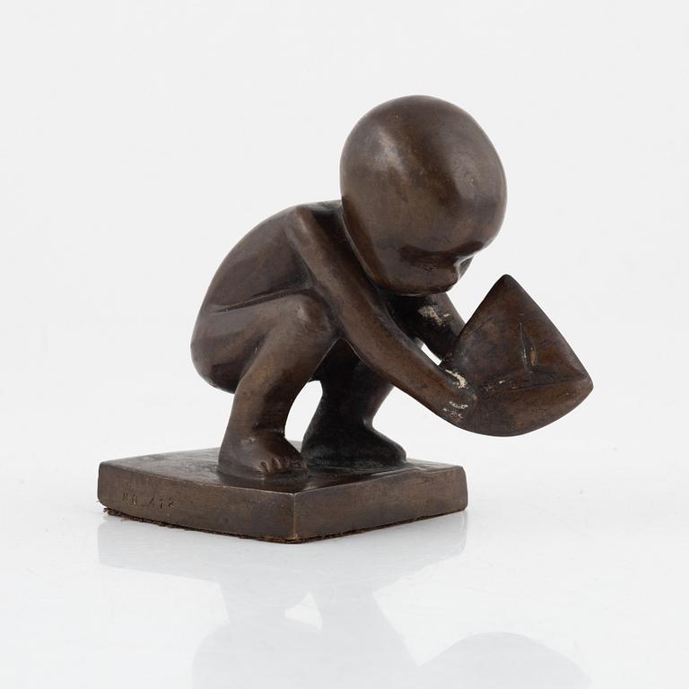 Lisa Larson, a bronze sculpture, signed and numbered. Height 11.5 cm.