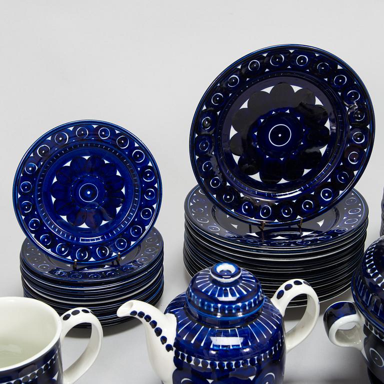 Ulla Procopé, servis, 58 delar, "Valencia", porslin, Arabia.