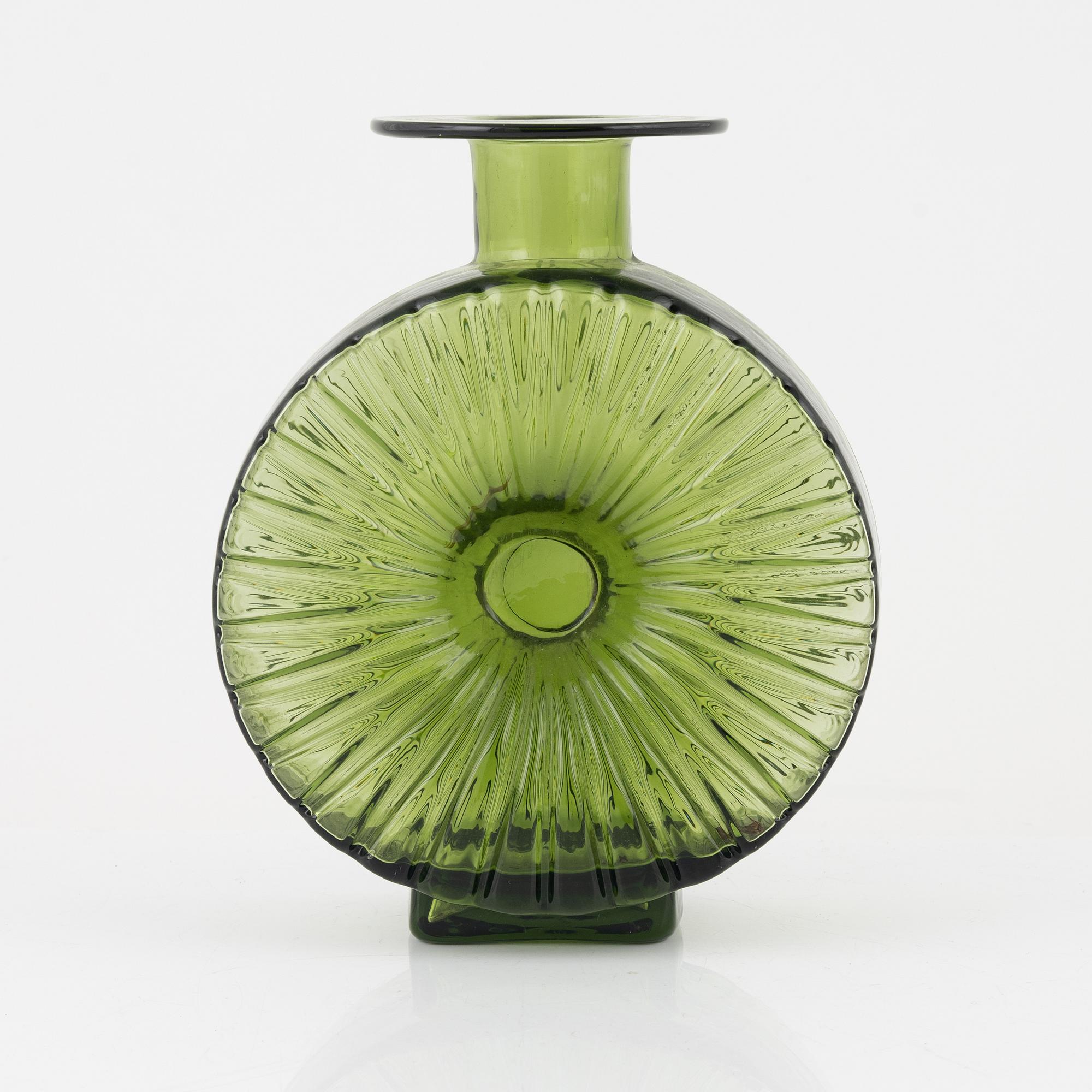 Helena Tynell, bottle, "The Sun Bottle", Riihimäen Lasi Oy. In production 1964-1974.