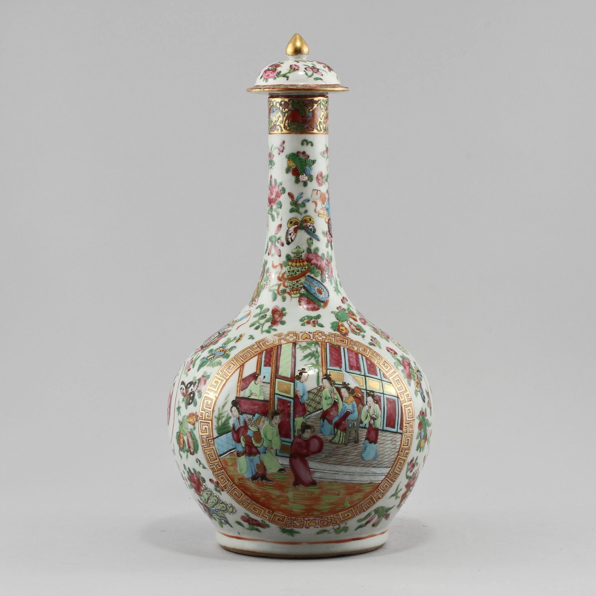 VAS MED PROPP, porslin, Kanton, Kina, 1900-tal.