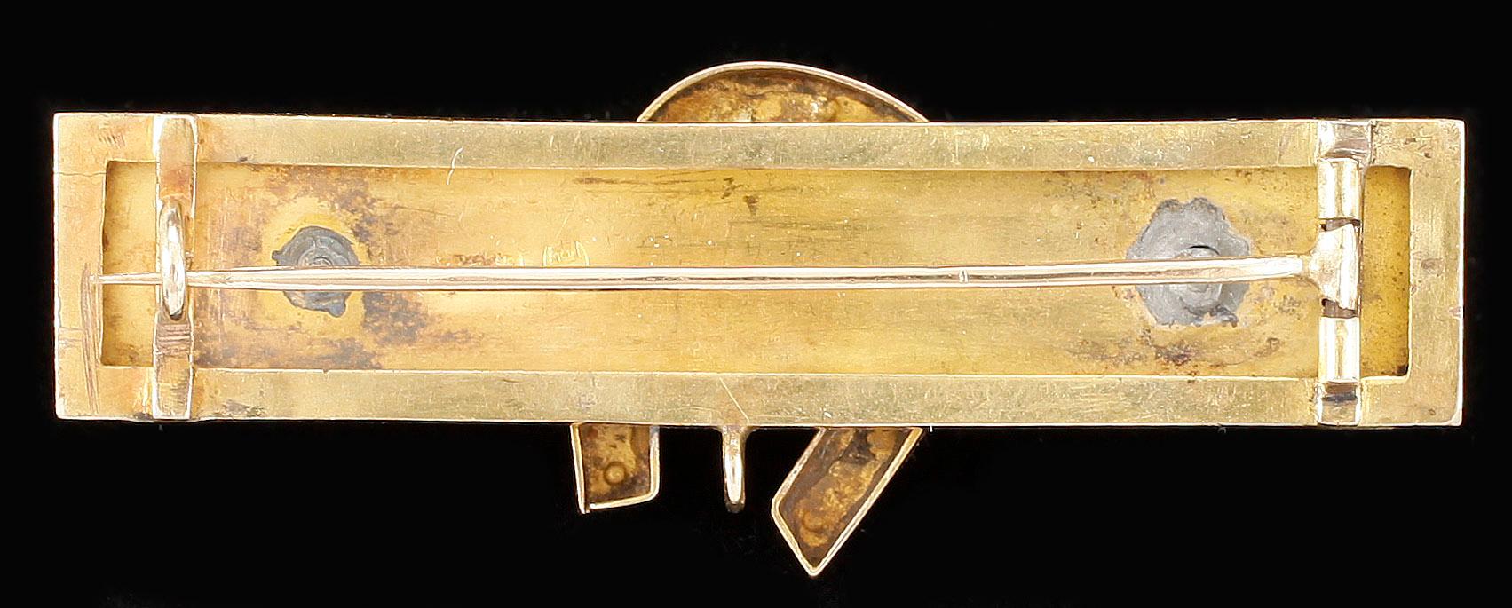 BROSCH, guld 14K, turkoser, pärla, något otydlig stadsstämpel, troligen St Petersburg, sent 1800-tal. Vikt ca 8 gram.