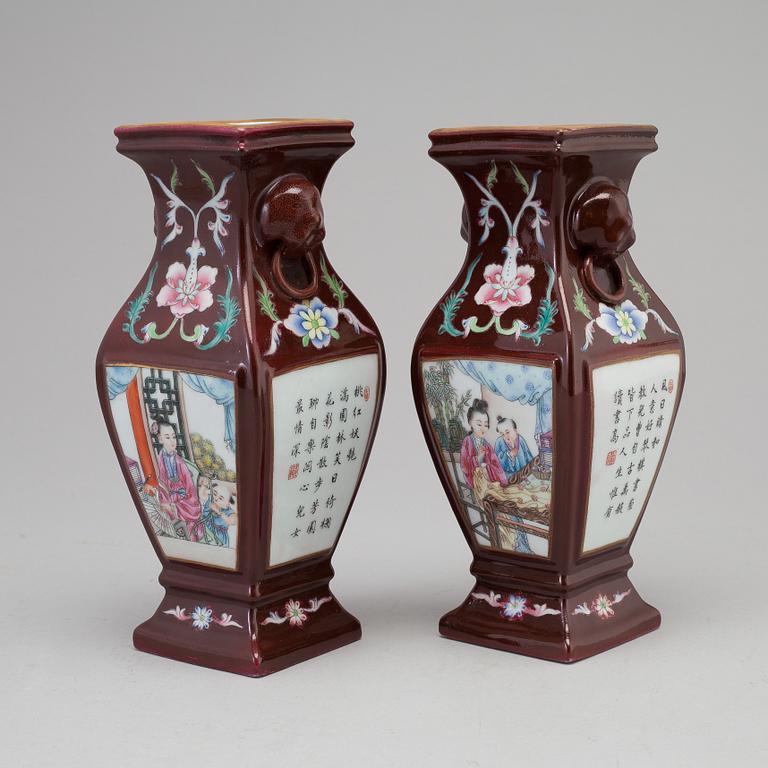 A pair of Chinese 20th century famille rose vases.