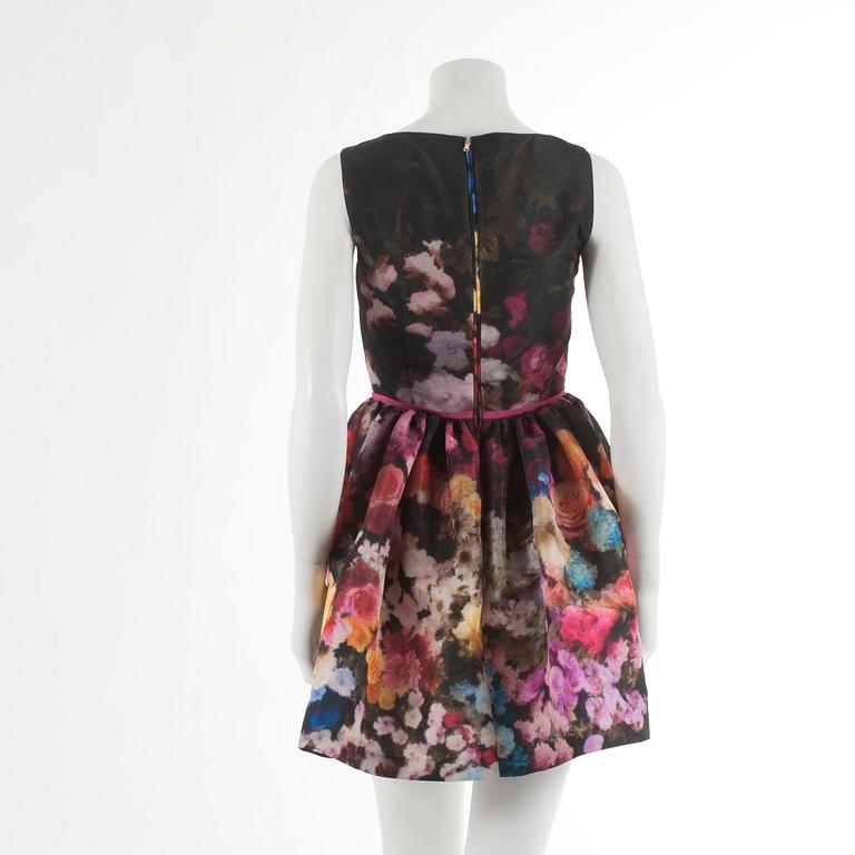 RED VALENTINO, "Hazy garden" klänning.