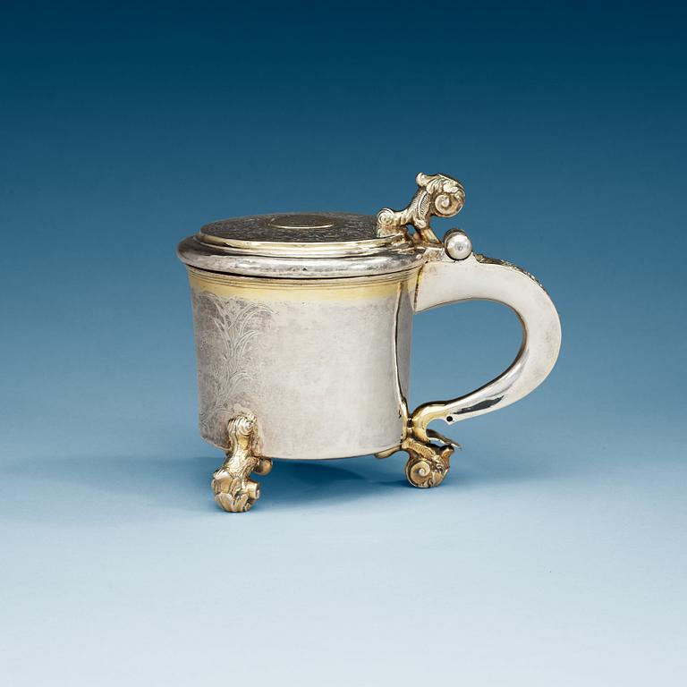 A Swedish 18th century parcel-gilt tankard, makers mark of Bengt Collin, Uppsala (1699-1755).