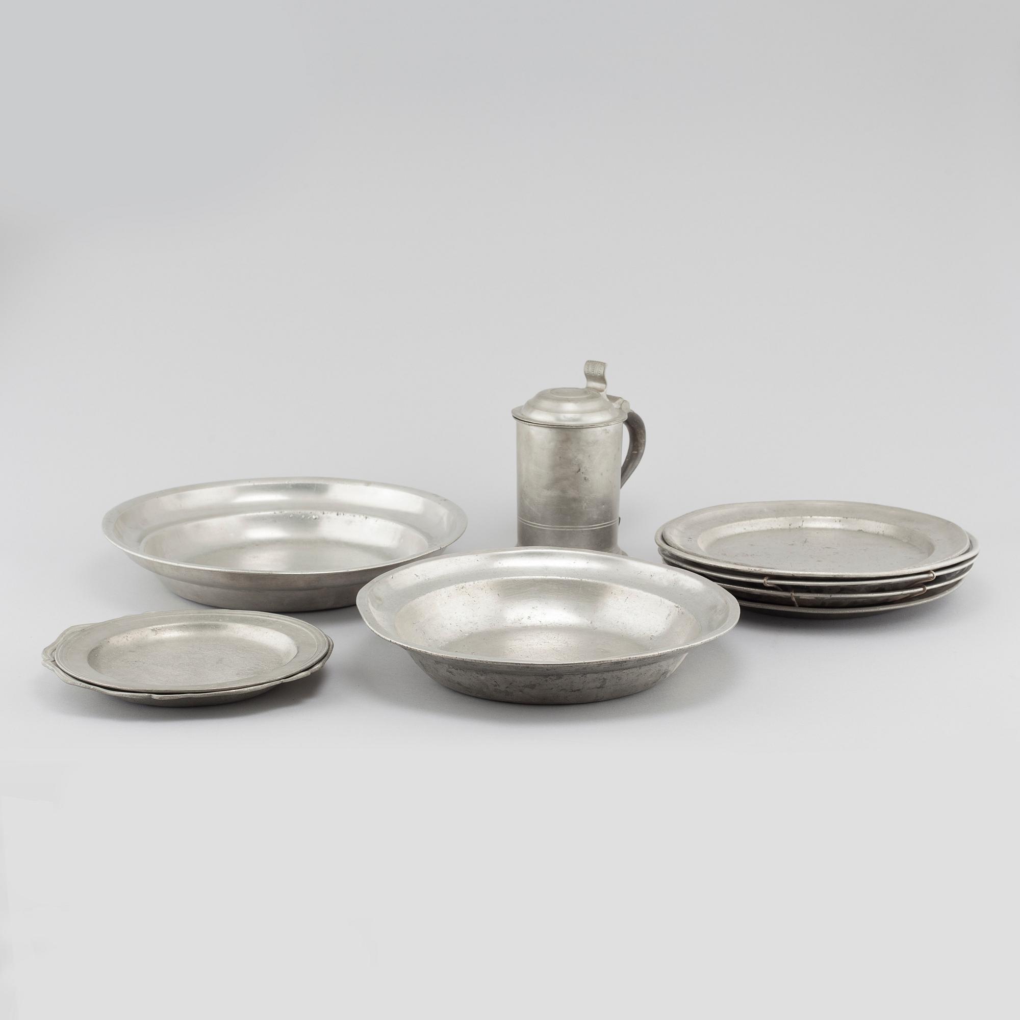 A set of ten pewter items from Sweden, 18th and 19th century.