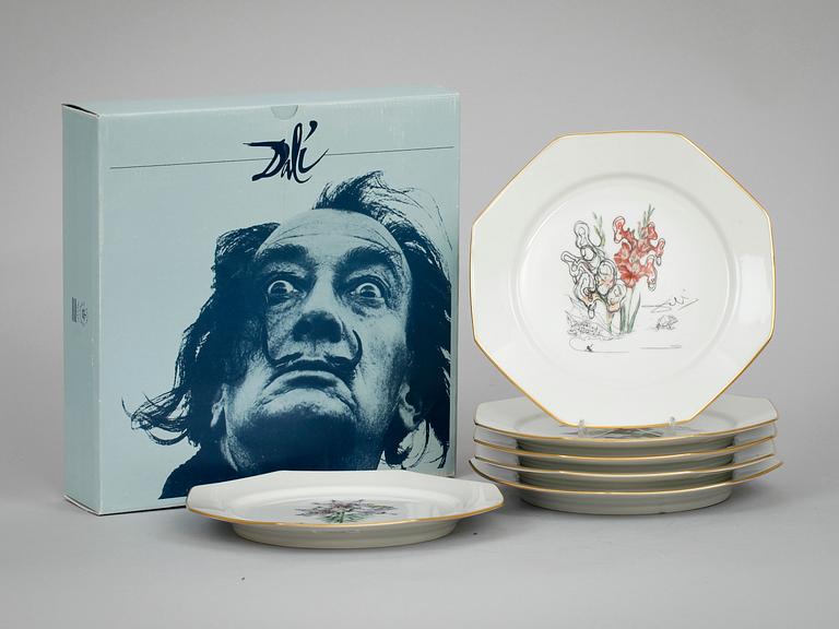 PRYDNADSTALLRIKAR, 12 st, porslin, Salvador Dali för Royal Copenhagen, 1981.