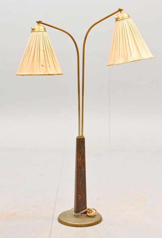 GOLVLAMPA, 1900-talets mitt.
