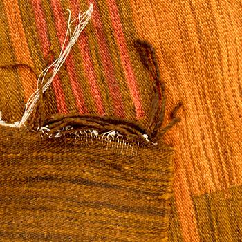 Rölakan rug, mid/second half of the 20th century, approximately 297x205 cm.