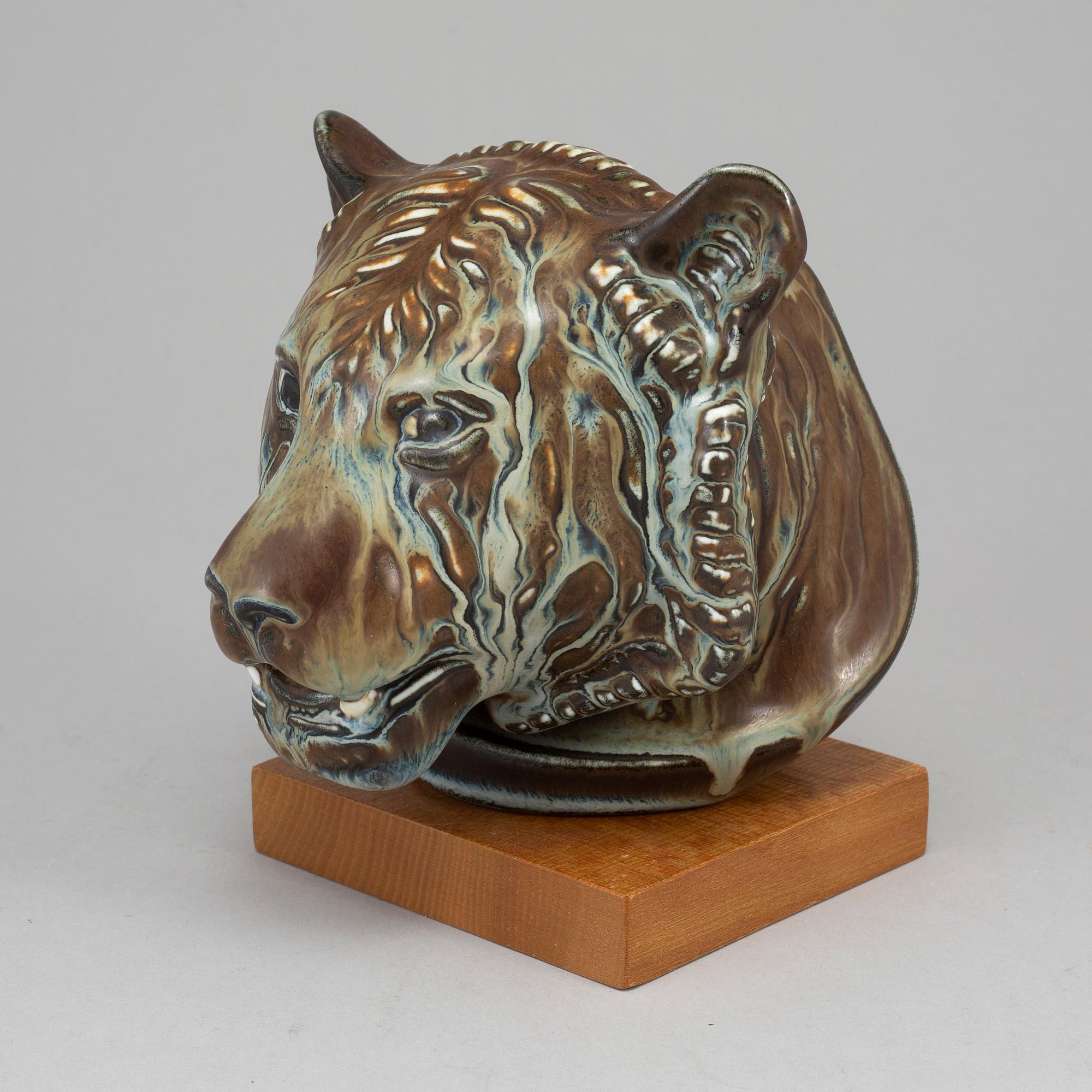 GUNNAR NYLUND, tigerhuvud, Rörstrand 1900-talets mitt.