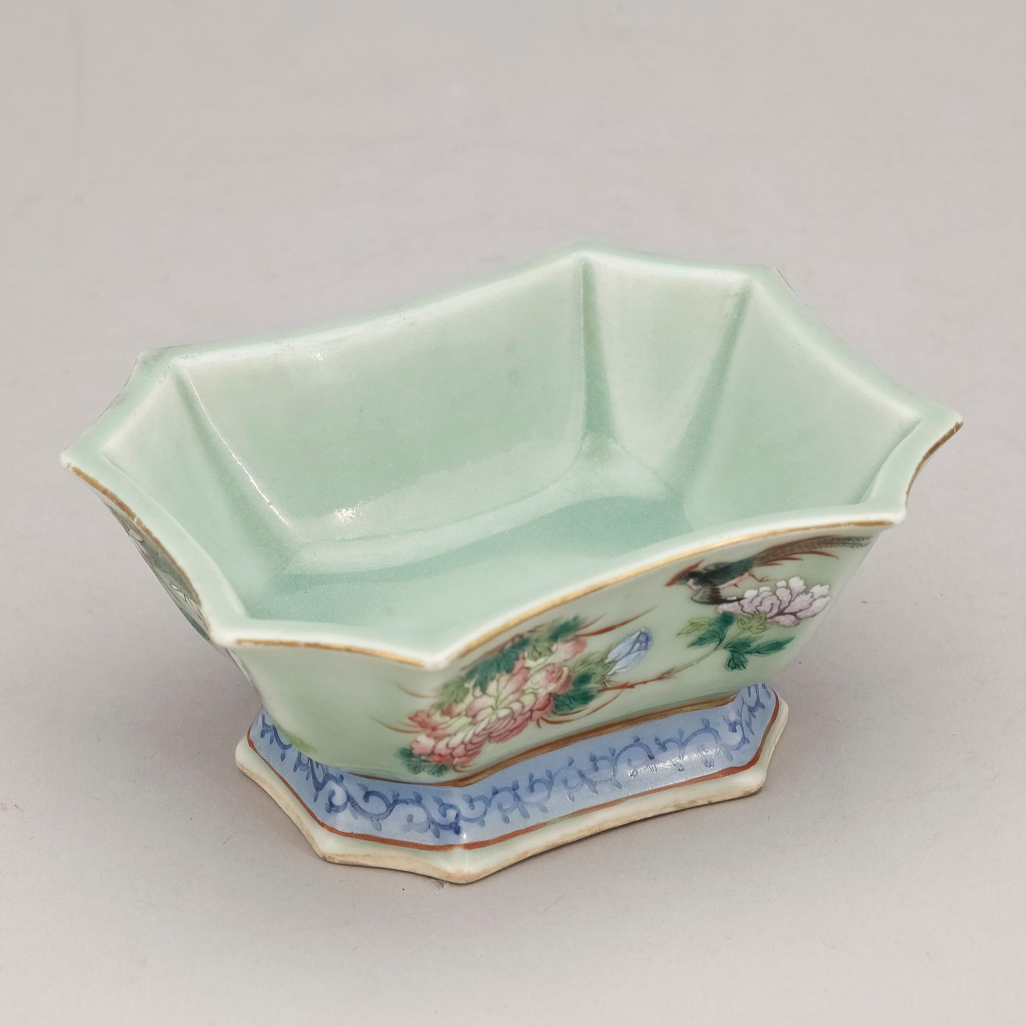 SKÅL, porslin, Kina 1900-tal.