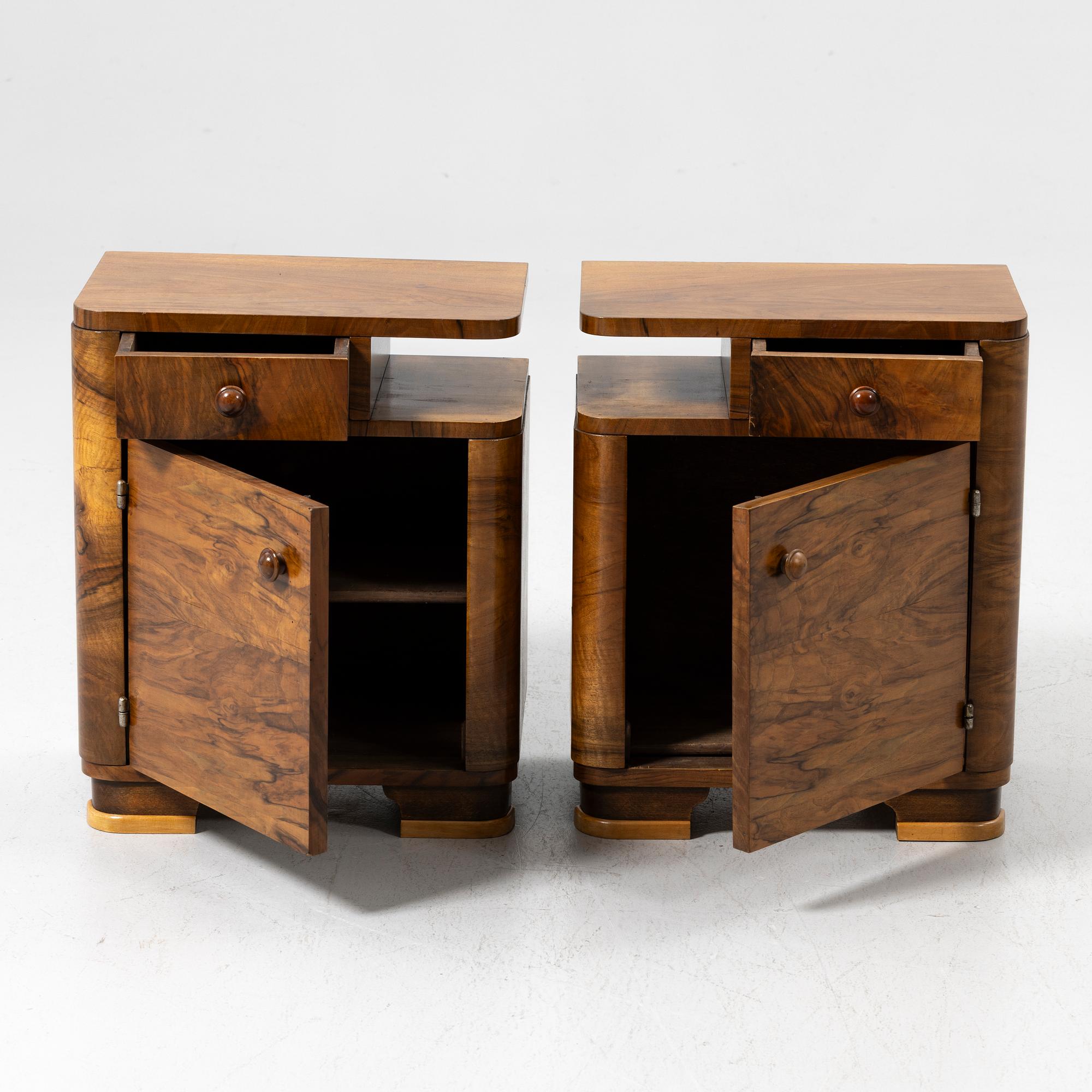 Sängbord, ett par, art deco-stil, 1900-talets mitt.