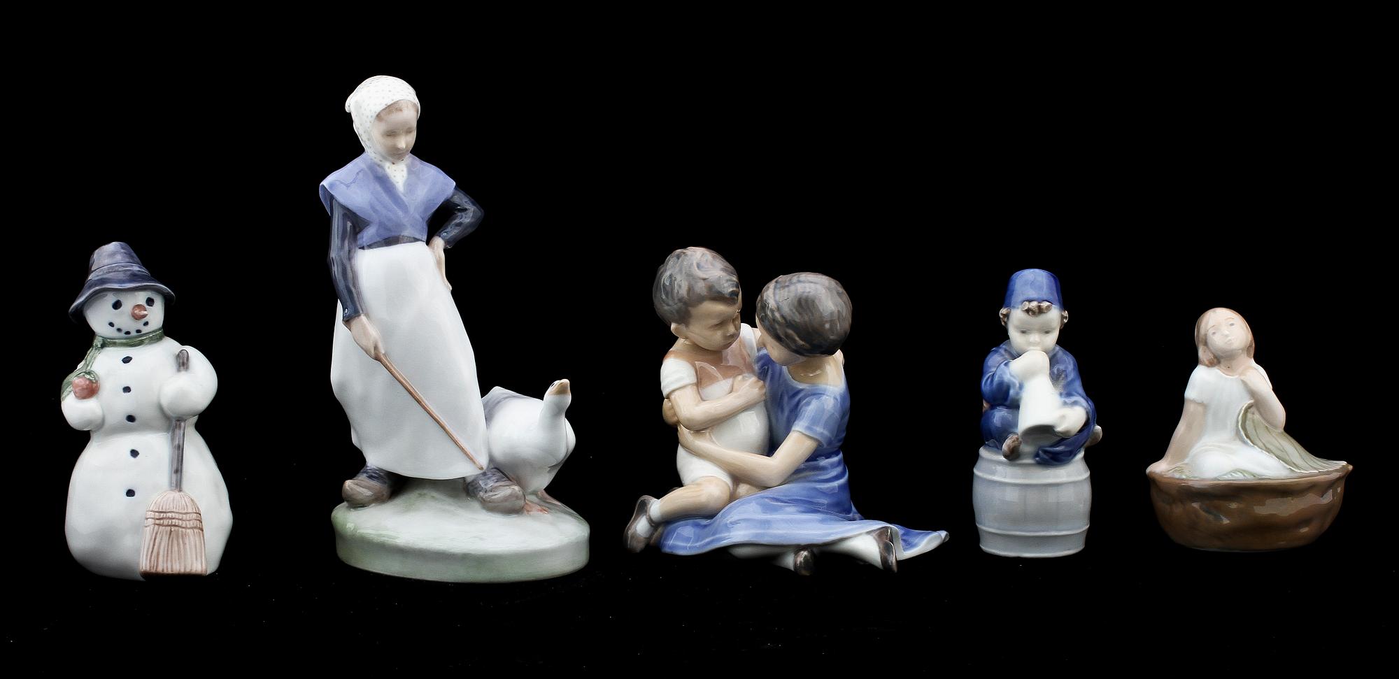 FIGURINER, 5 st, Royal Copenhagen samt Bing & Gröndahl, 1900-tal.