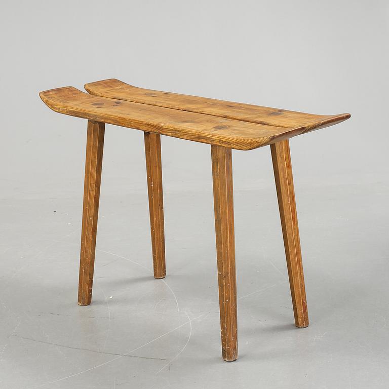 BÄNK, möjligen Carl Malmsten, 1900-talets andra hälft.