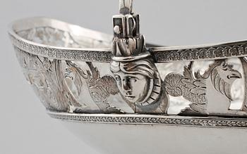 SKÅL PÅ FOT, silver, empire, Anders Petter Lundqvist, Stockholm 1828. Vikt 1 100 g.