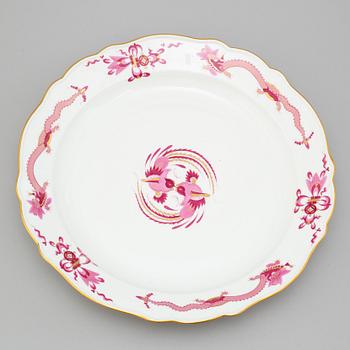 A large Meissen dish, circa 1900.