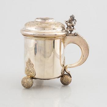 A Swedish silver tankard, mark of CG Hallberg, Stockholm 1887.