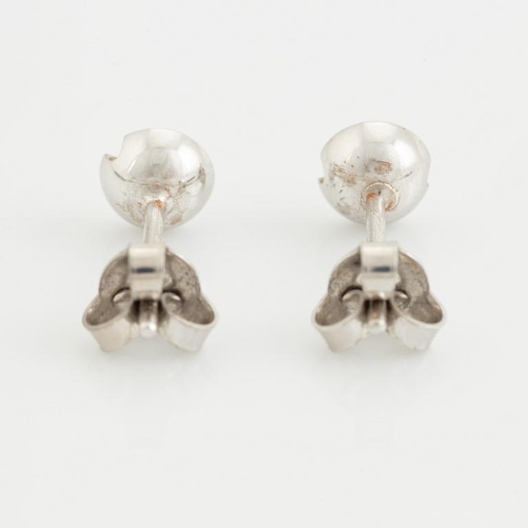 White gold and brilliant cut diamond earrings.