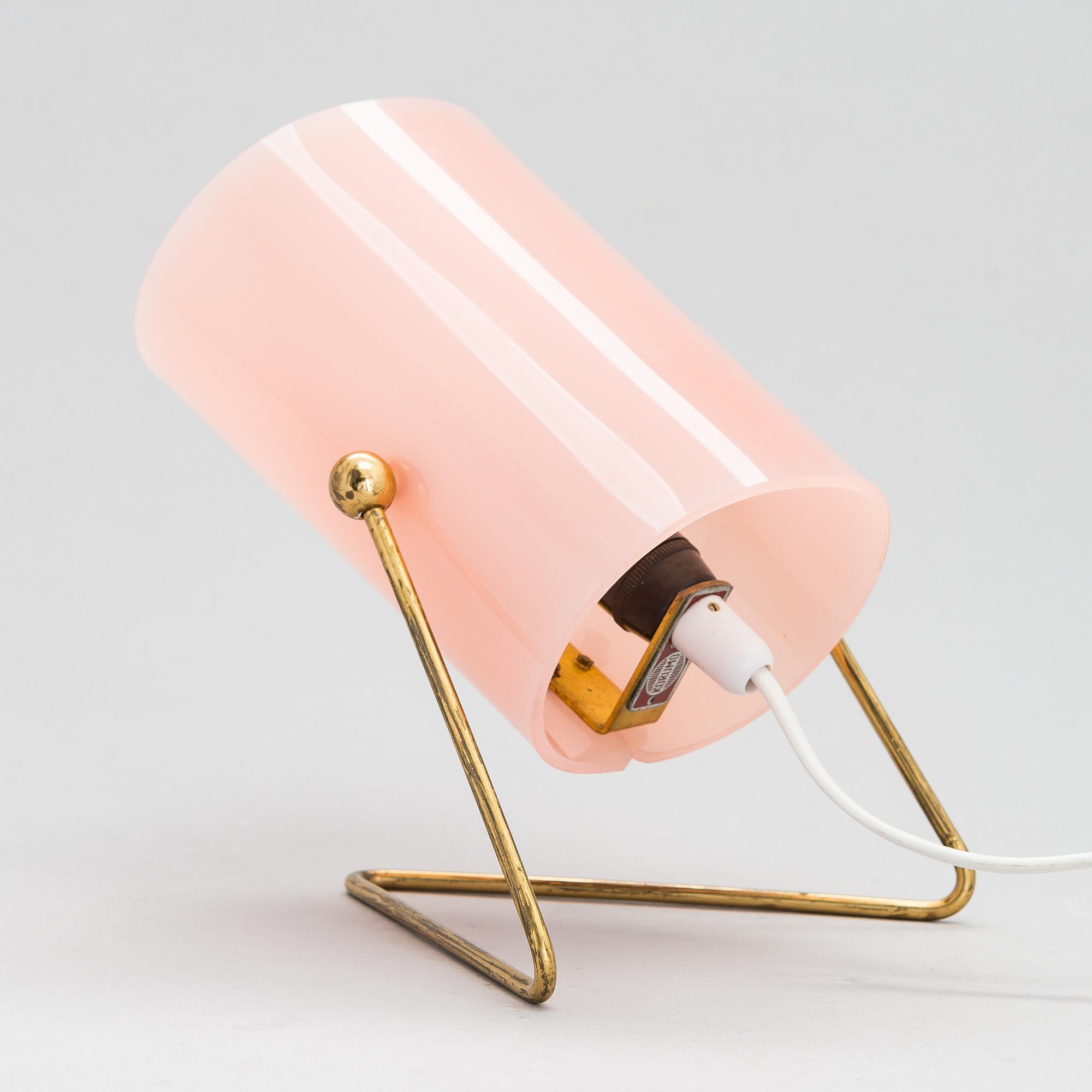 Pöytävalaisin/ seinävalaisin, Korumo,