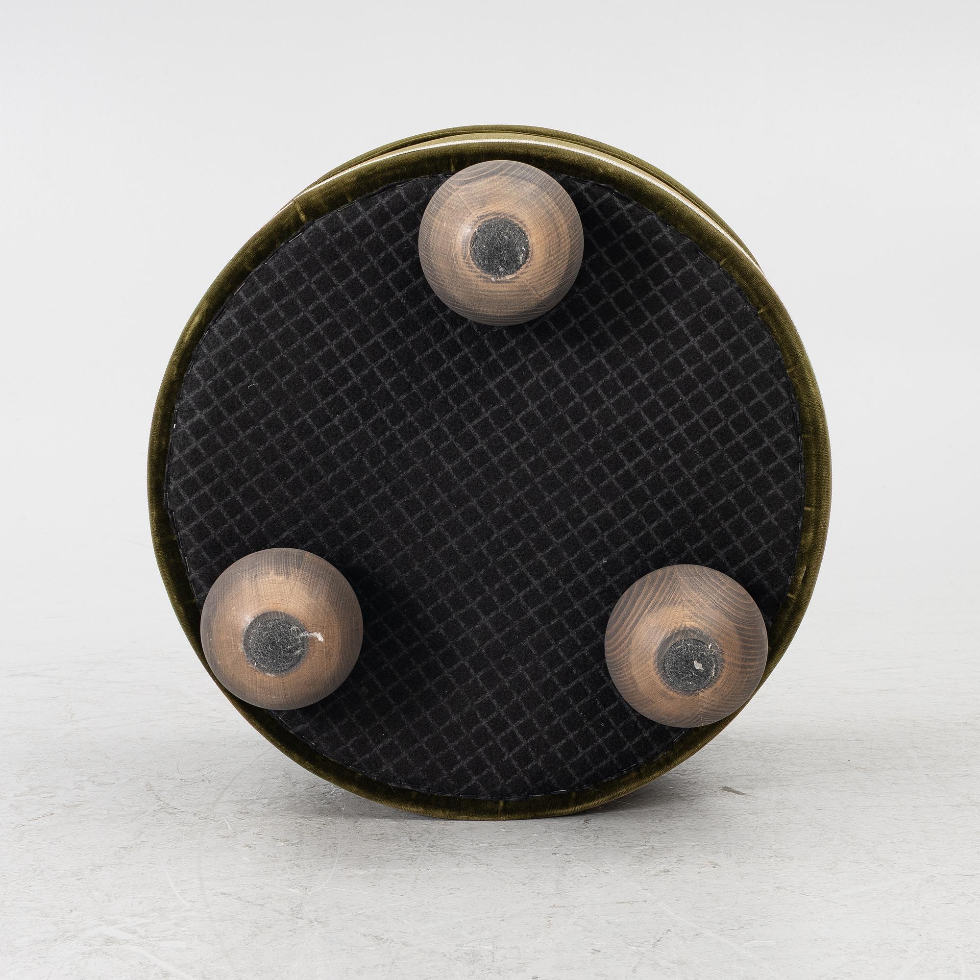 A 'Laurent' pouffe, RIJD.