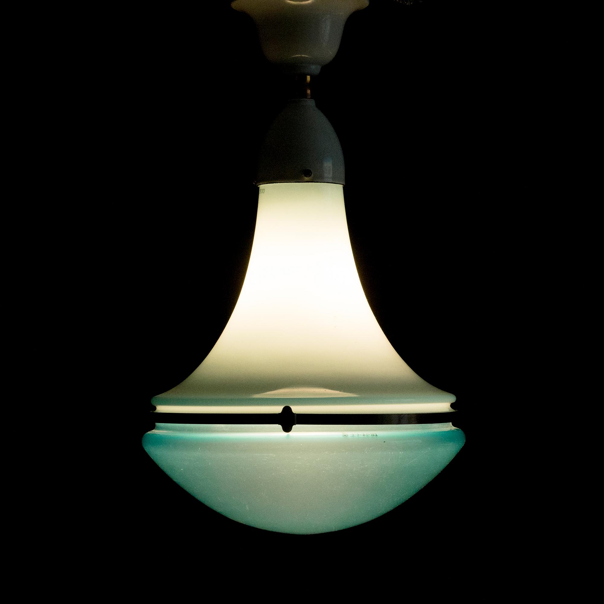 A PETER BEHRENS PENDANT LAMP "Luzette" L1530 + L1531 for AEG, the first half of the 20th century. Total height ca 54 cm.