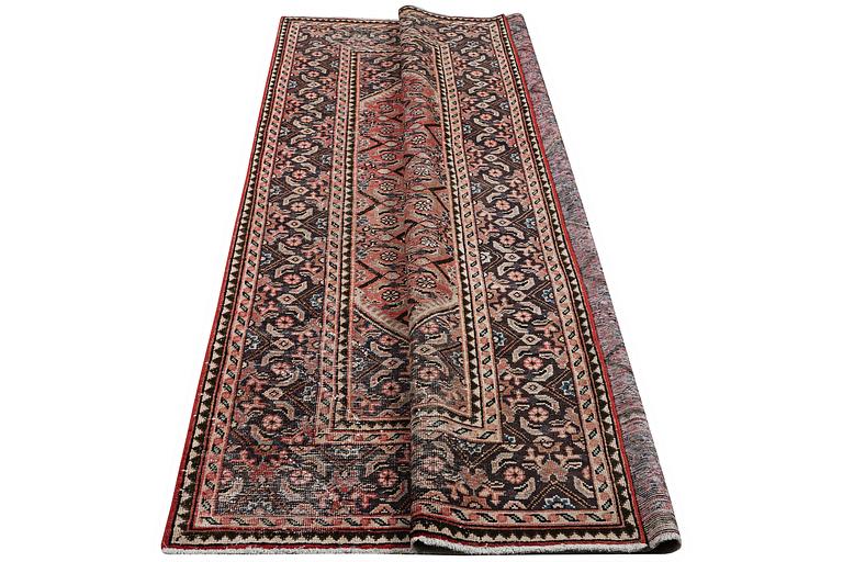 A carpet, Persian, vintage design, c. 289 x 208 cm.