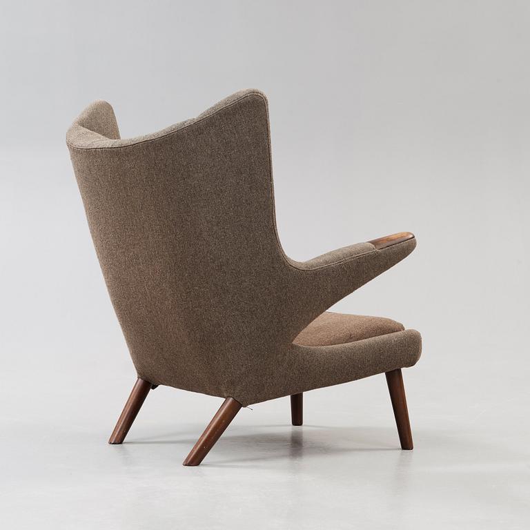 HANS J WEGNER, fåtölj "Bamse", AP-stolen, Danmark 1950-60-tal.