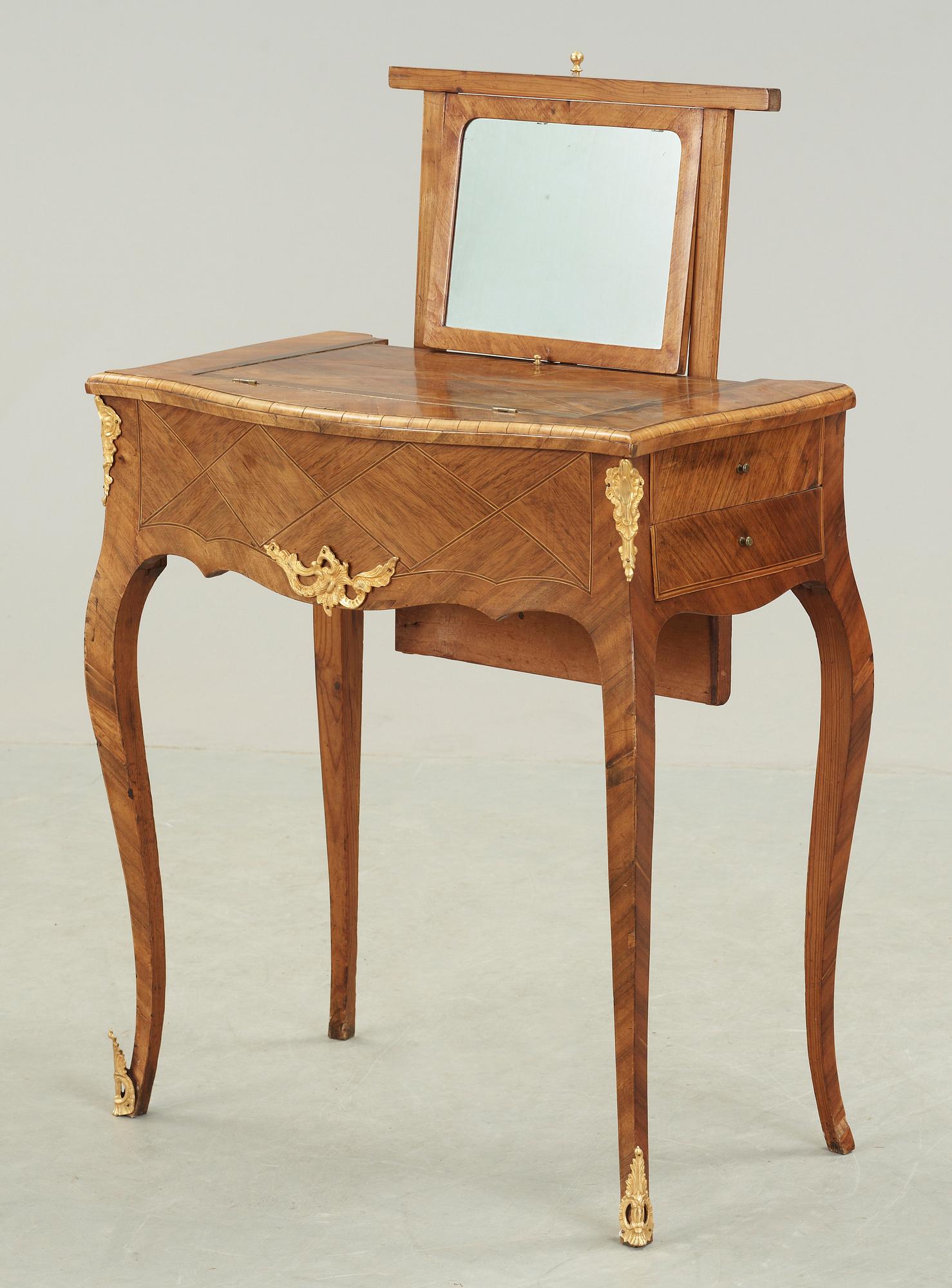 POUDREUSE, rokoko, Stockholmsarbete, möjligen Johan Jacob Eisenbletter verksam i Stockholm 1732, 1700-talets andra hälft.