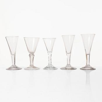 Cut glass, 1 + 4 similar, 19th century.
