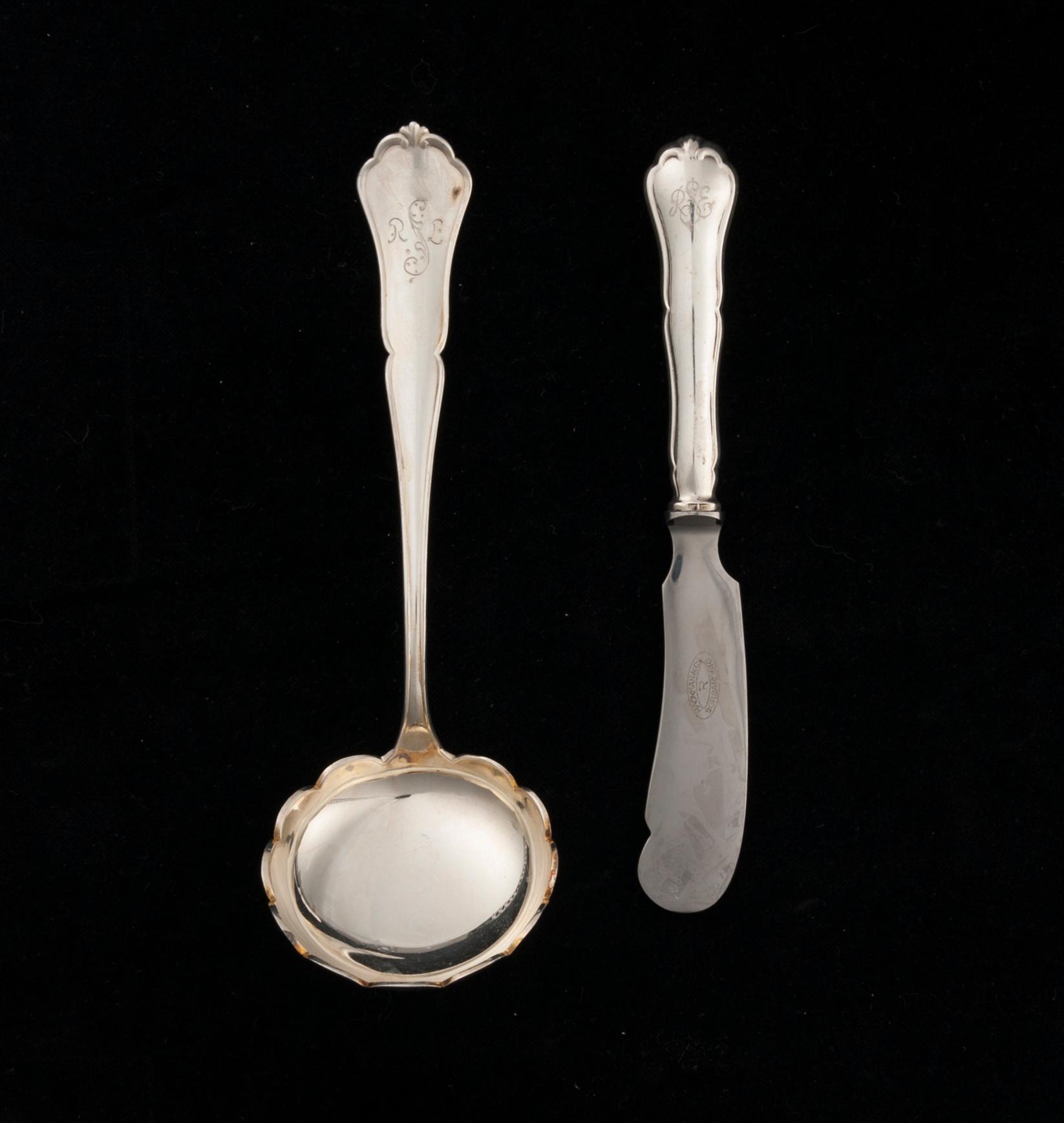 BESTICK, 80 delar, silver, "Chippendale", Kultakeskus, Tavastehus, 1950-tal. Totalvikt utan knivar ca 1963 g.