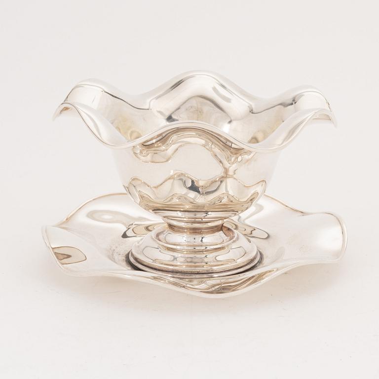 CG Hallberg, såsskål, silver, Stockholm 1935.