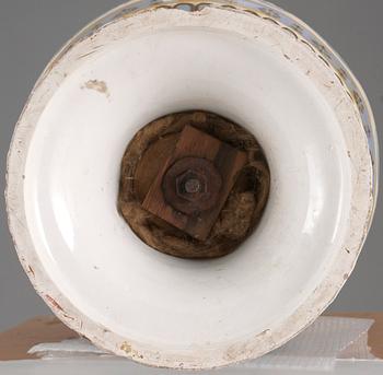 PRAKTURNA, keramik. 1800-tal.