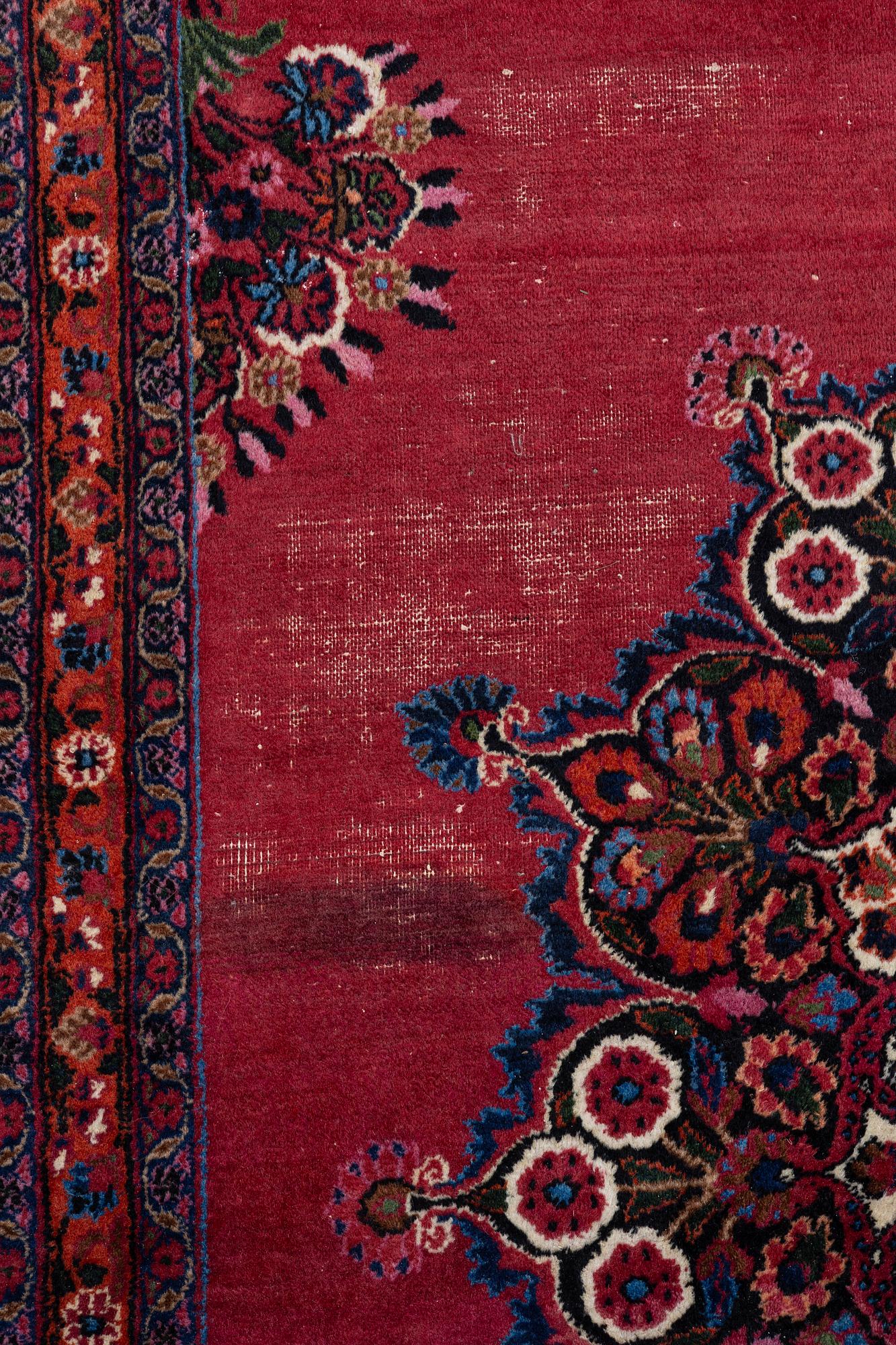 Matta,  ca 315 x 210 cm.