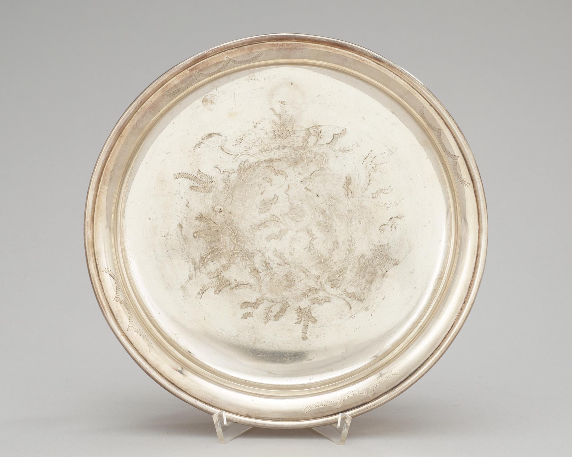 An Anna Petrus silverplated pewter bowl by Svenskt Tenn 1928.