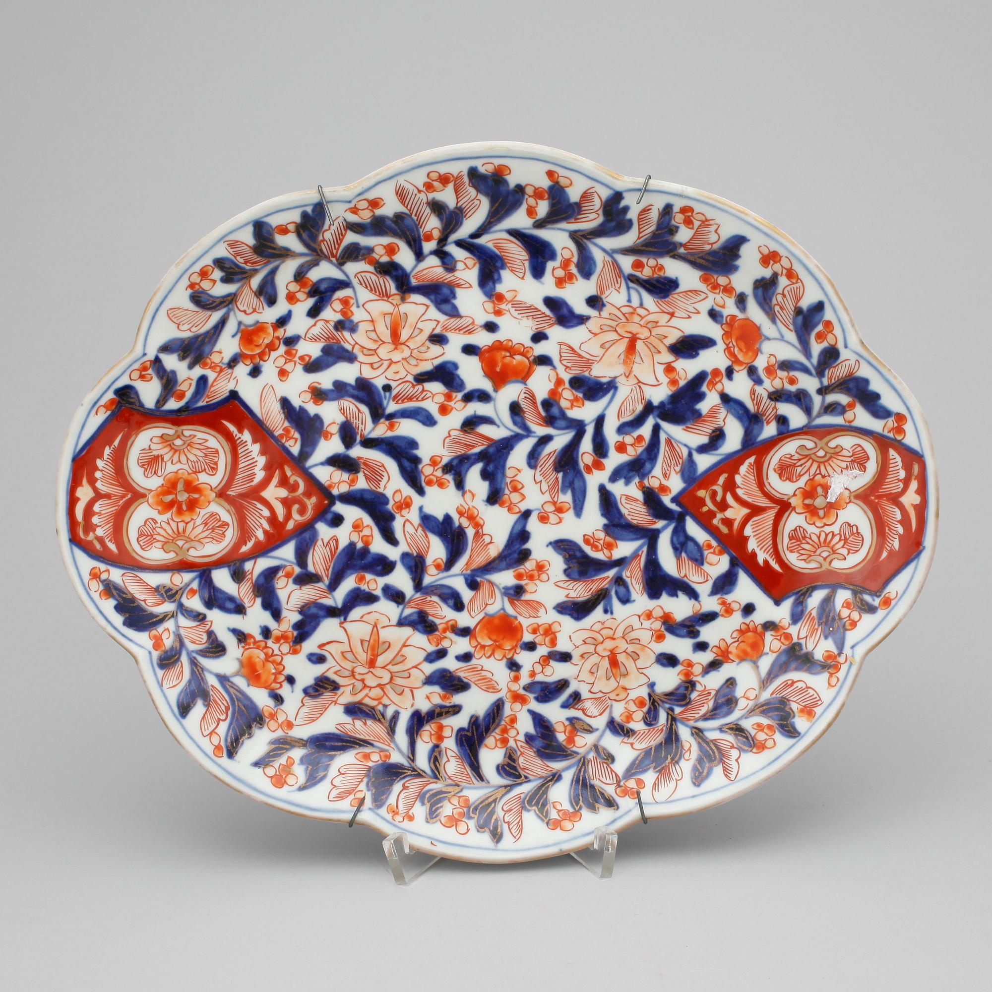 FAT, 3 st, porslin, Imari, Japan, 1800-tal.