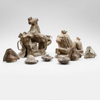 GLASSFORMAR, 7 st, metall, 1800-/1900-tal.