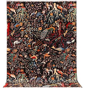 A Ziegler Ariana carpet, c. 292 x 203 cm.